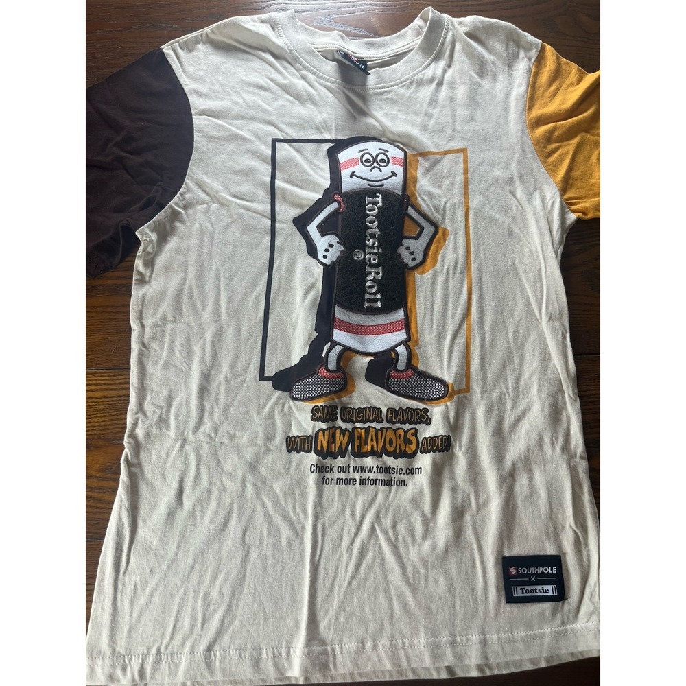 South Pole Tootsie Roll Embroidered Collaboration Size Small T-Shirt